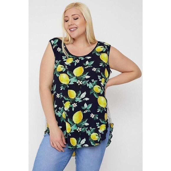 Plus Size High-low Hemline Sleeveless Top - Picture 3 of 5
